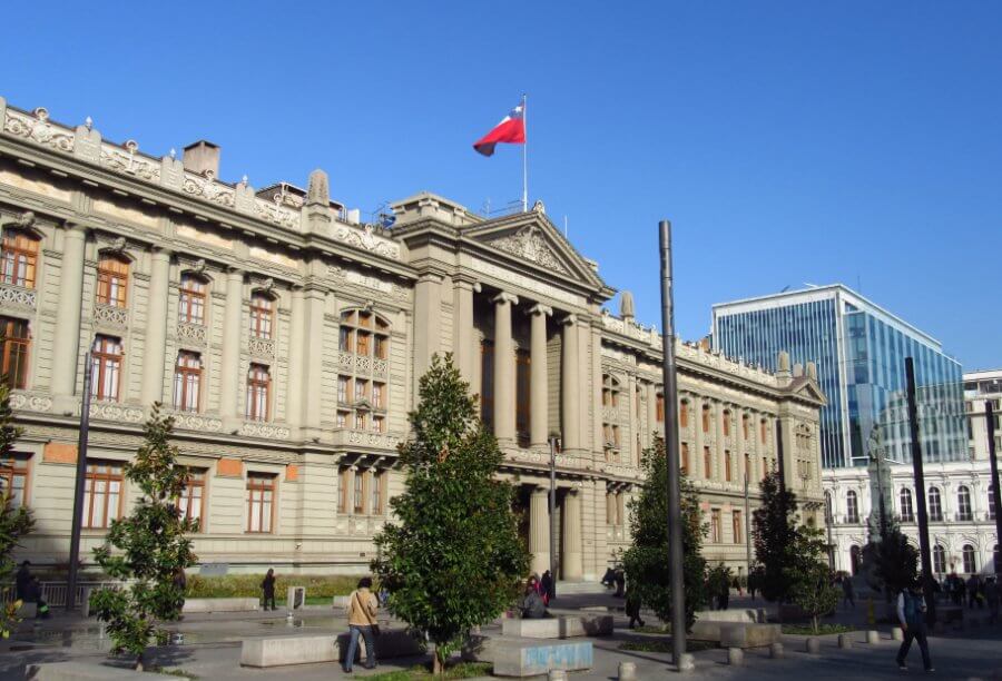 Corte Suprema ordena bloquear más de 20 plataformas de apuestas